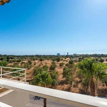 T2 Plaza 3* Портиман